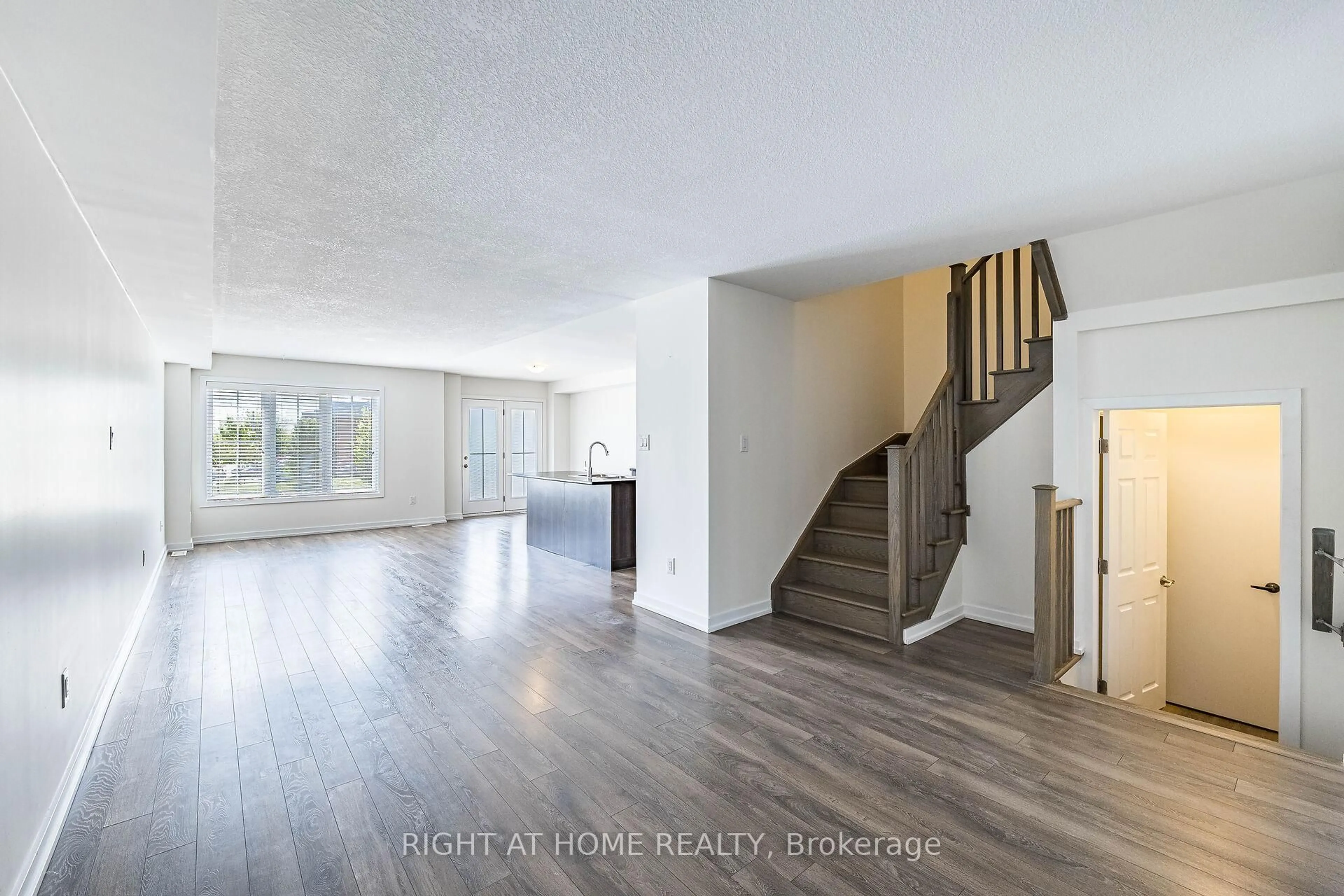 Unknown for 12 Edsel Rd, Brampton Ontario L7A 4K6