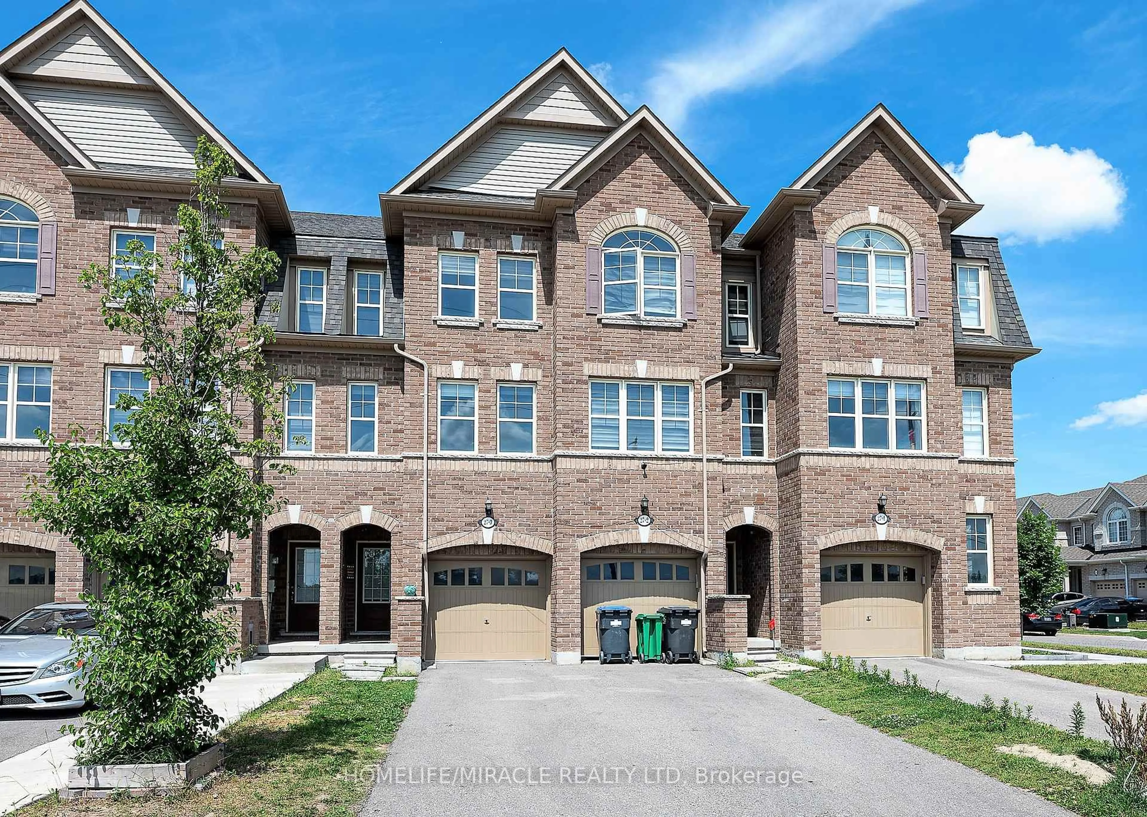 Home with brick exterior material, street for 27 Pennycross Cres #3, Brampton Ontario L7A 4M1