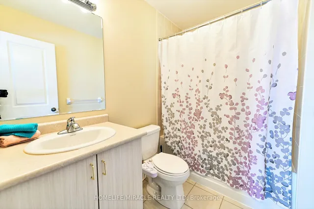 Additional image 15 of 27 Pennycross Cres Unit 3