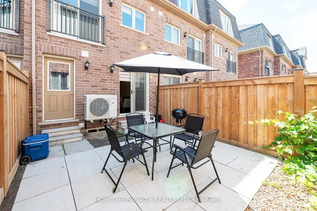 Additional image 10 of 27 Pennycross Cres Unit 3