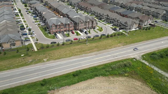 Additional image 5 of 27 Pennycross Cres Unit 3