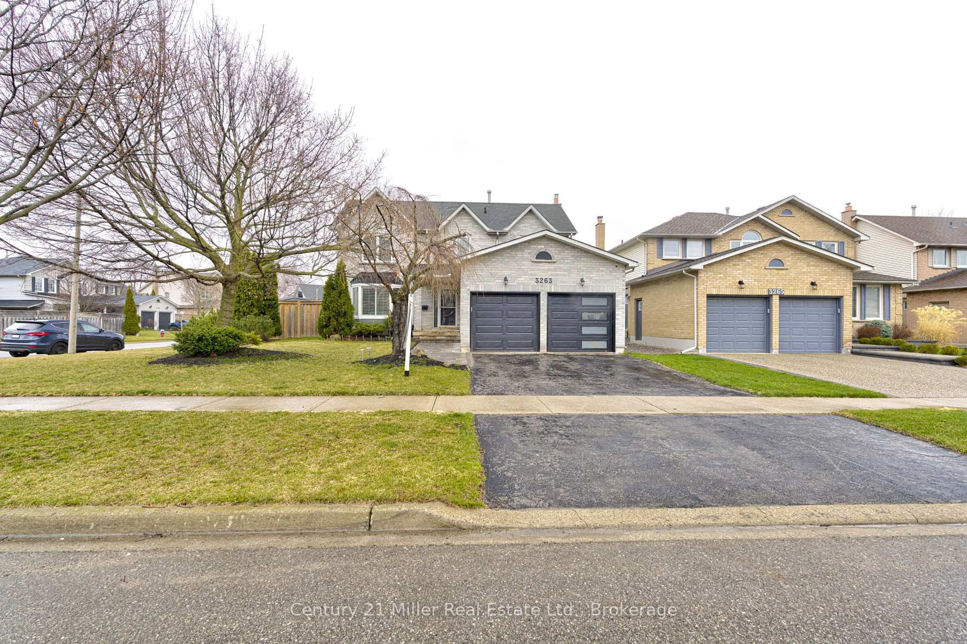 Unknown for 3263 Mead Cres, Burlington Ontario L7M 3N2