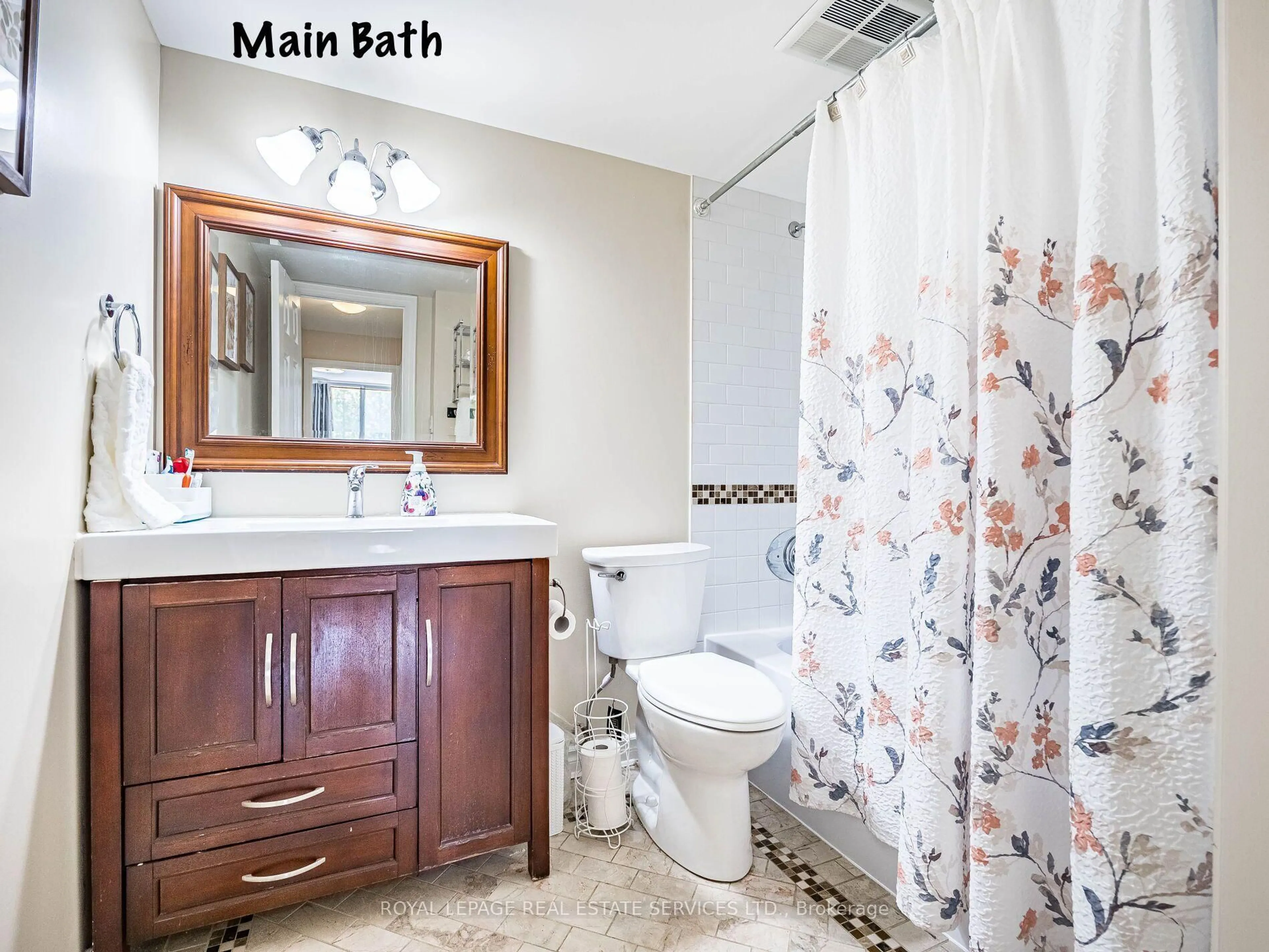 Standard bathroom, ceramic/tile floor for 1300 Mississauga Valley Blvd #203, Mississauga Ontario L5A 3S8