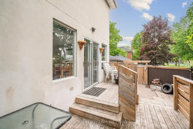 Additional property image - 1928 Lawrence Ave