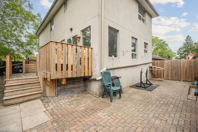 Additional property image - 1928 Lawrence Ave