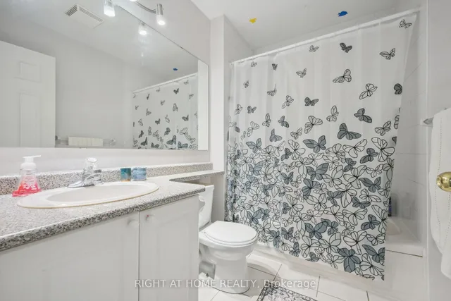 Additional image 12 of 477 Farlow Cres