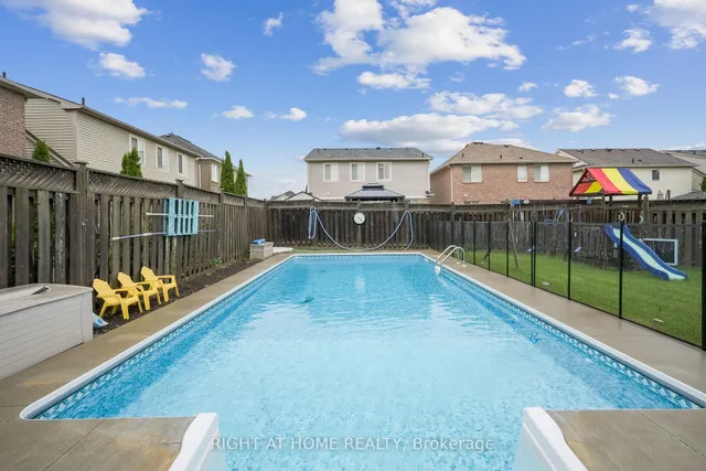Additional image 2 of 477 Farlow Cres
