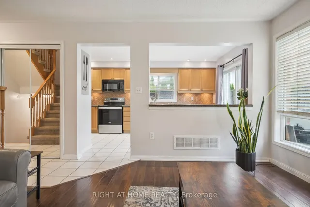 Additional image 27 of 477 Farlow Cres