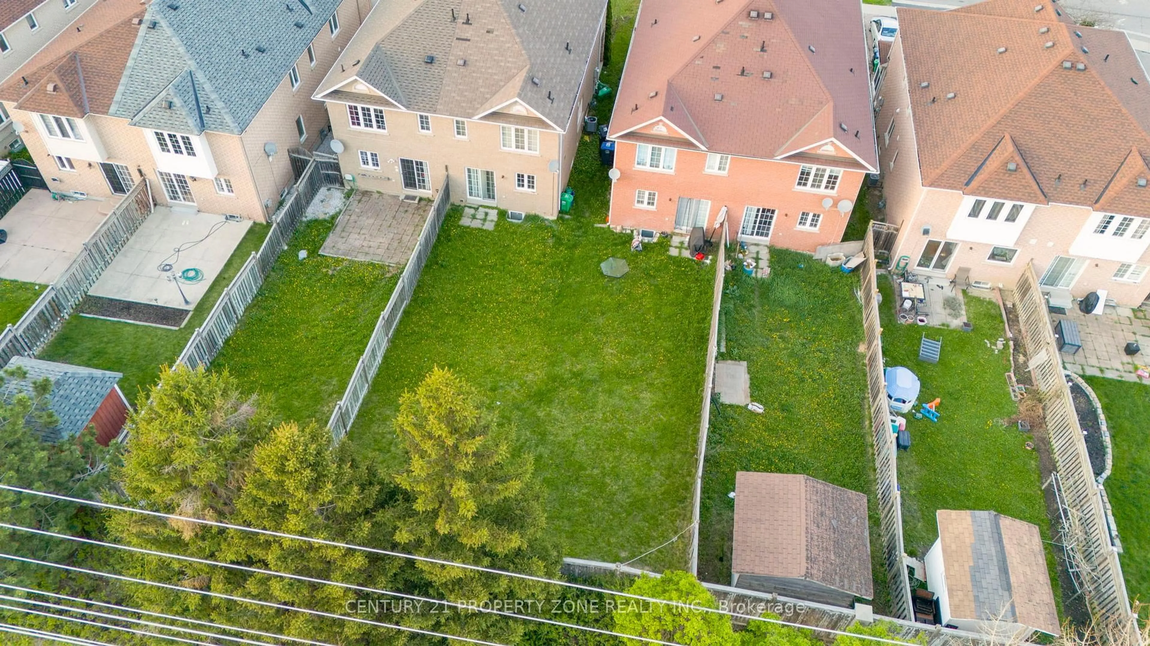 A pic from outside/outdoor area/front of a property/back of a property/a pic from drone, city buildings view from balcony for 76 Native Landing, Brampton Ontario L6X 5A7