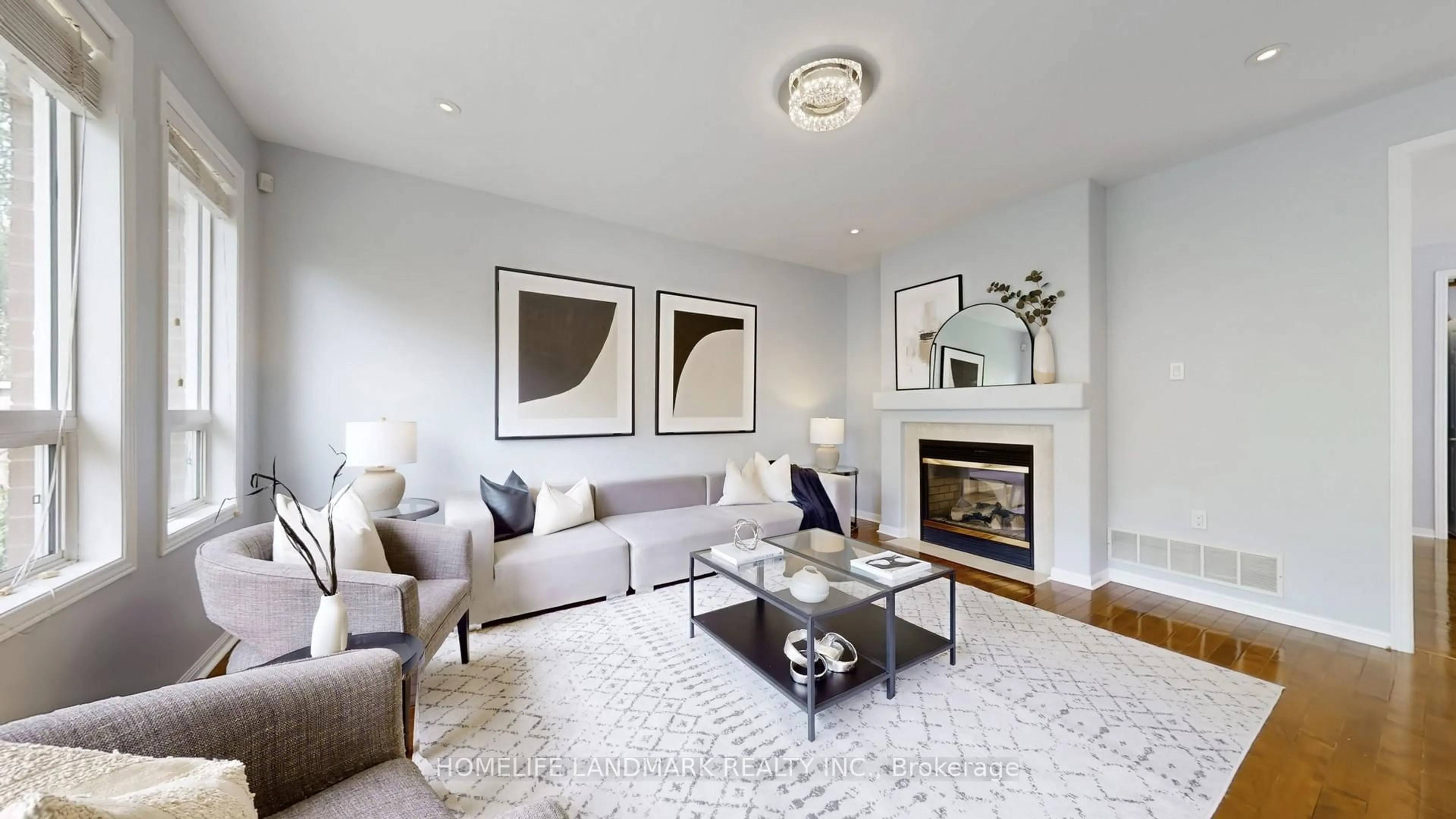 Living room with furniture, unknown for 5392 Churchill Meadows Blvd, Mississauga Ontario L5M 7X9
