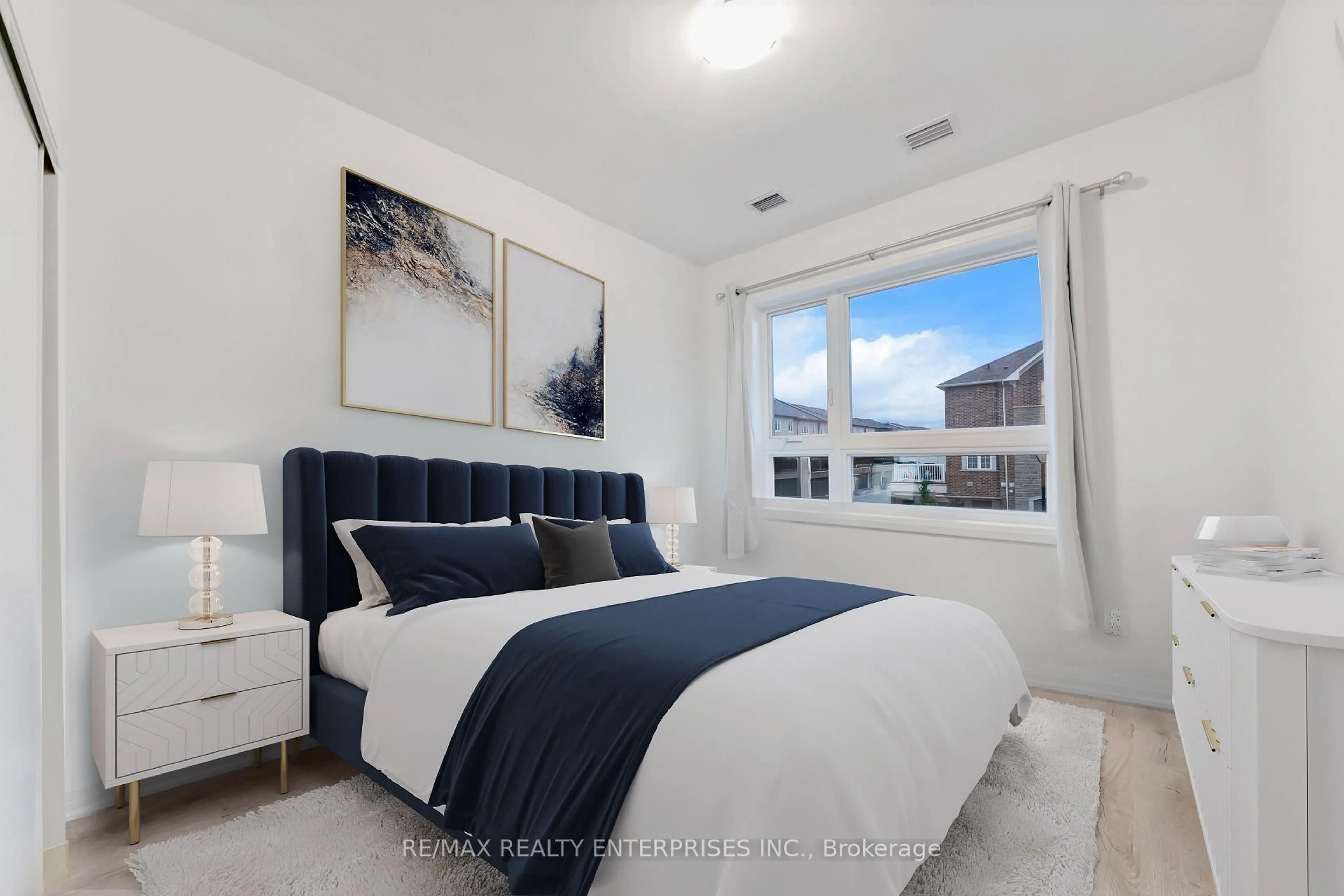 Bedroom with bed, unknown for 3285 Carding Mill Tr #202, Oakville Ontario L6M 0X3