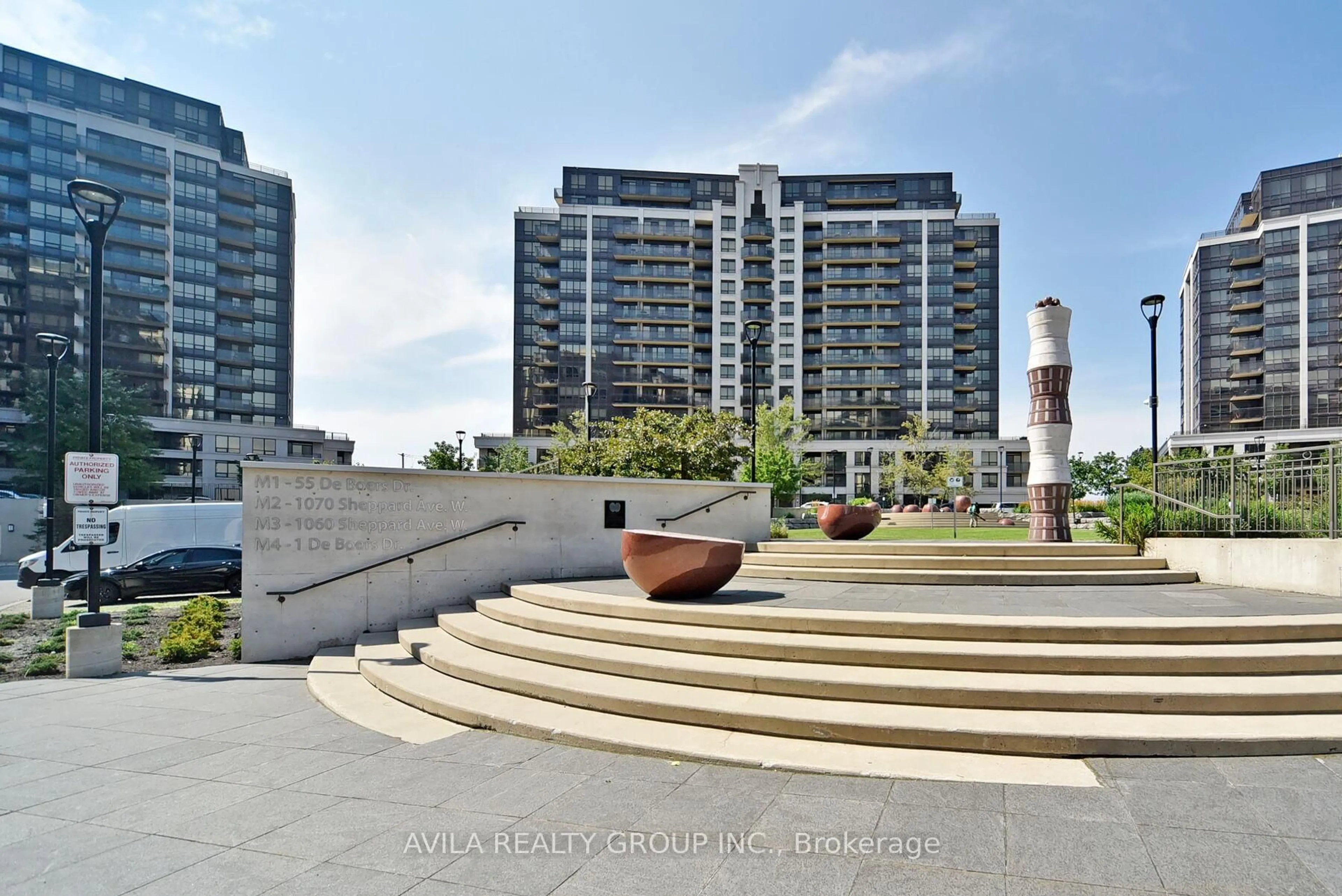 Patio, city buildings view from balcony for 1 De Boers Dr #606, Toronto Ontario M3J 0G6