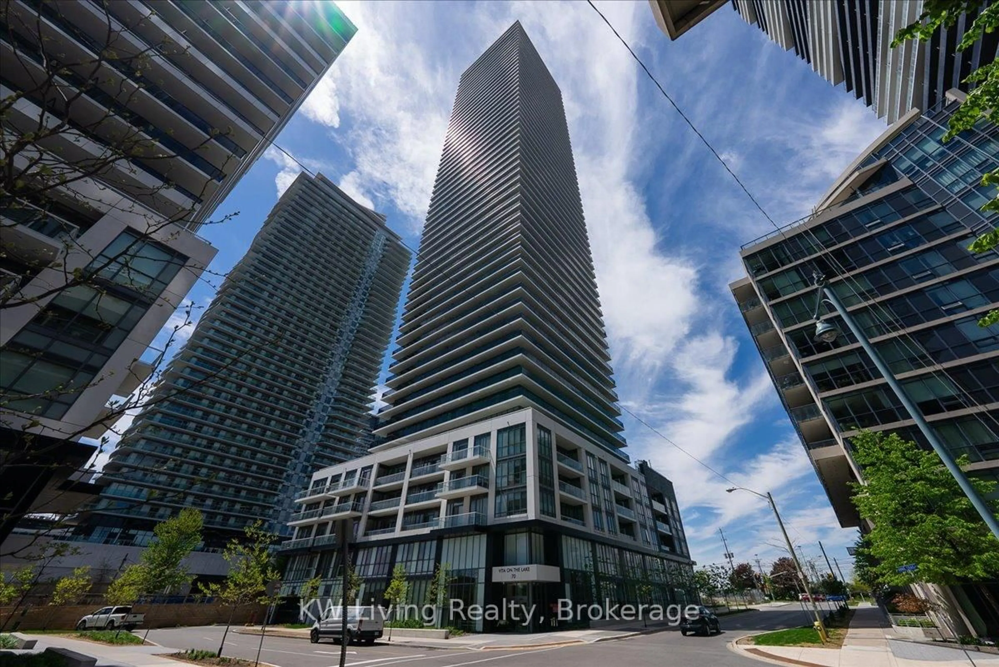 A pic from outside/outdoor area/front of a property/back of a property/a pic from drone, unknown for 70 Annie Craig Dr #5406, Toronto Ontario M8V 0G2