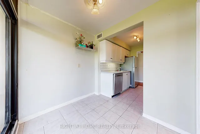 Additional property image - 1333 Bloor St Unit 103