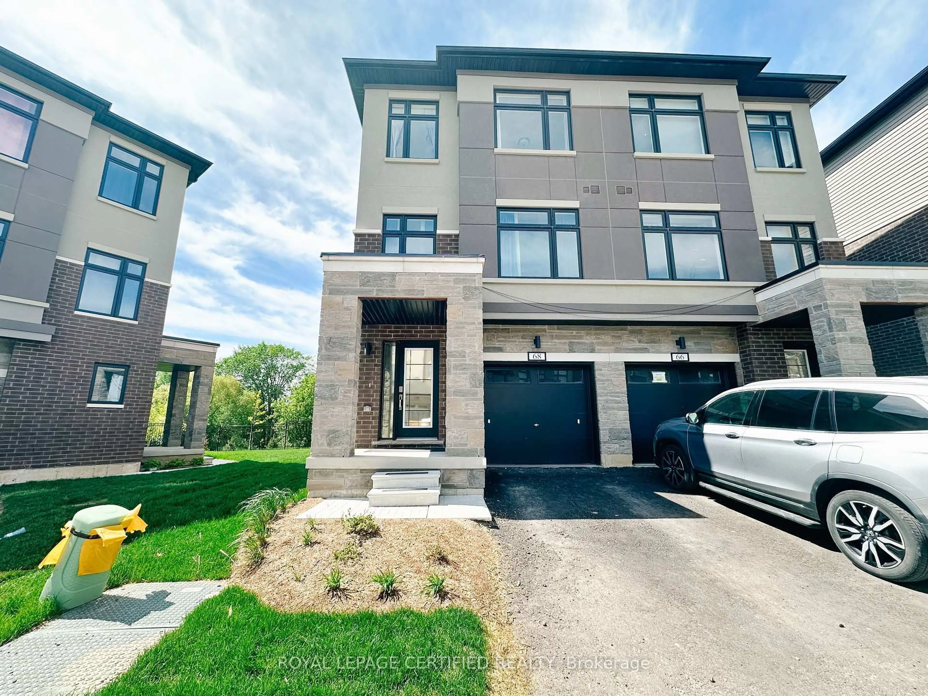 Unknown for 68 Fieldridge Cres, Brampton Ontario L6R 4G6