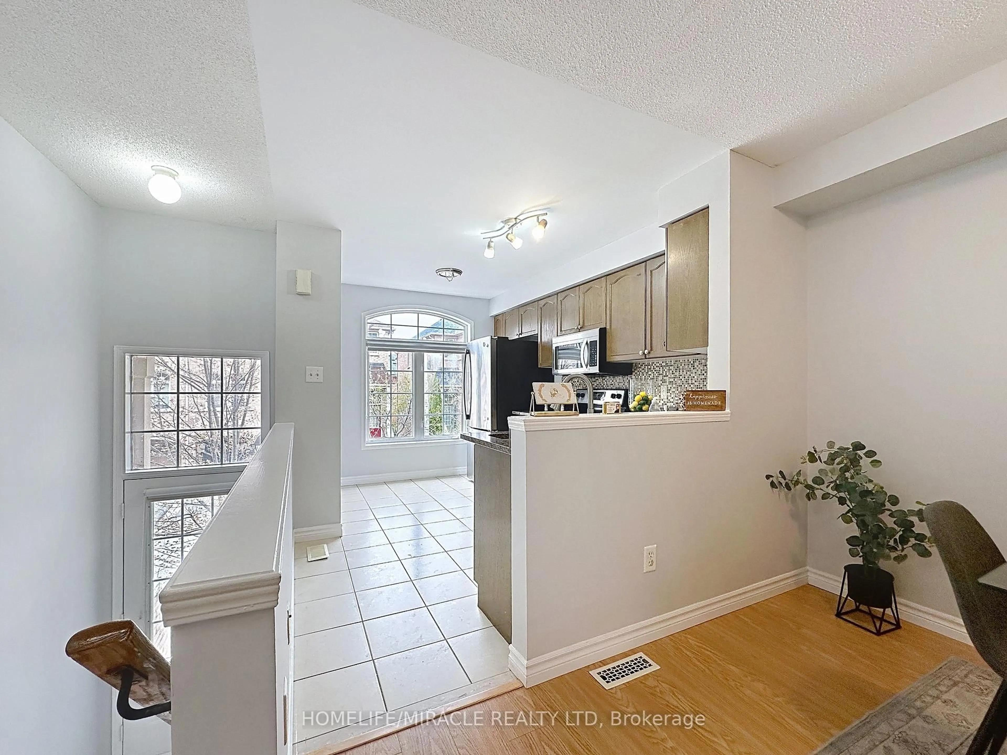 Unknown for 7081 Fairmeadow Cres, Mississauga Ontario L5N 8R6