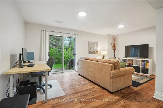 Additional property image - 680 Regency Crt Unit 113