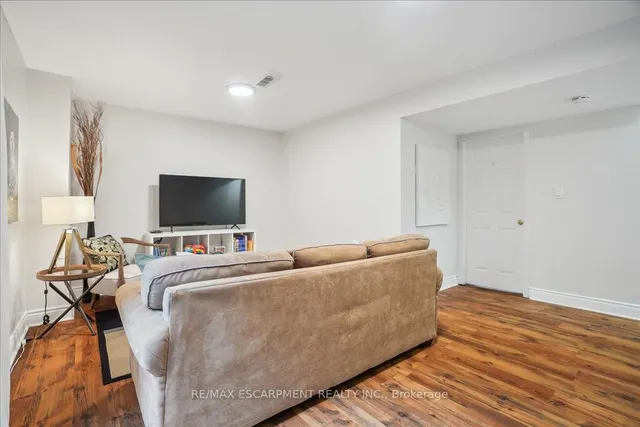 Additional property image - 680 Regency Crt Unit 113