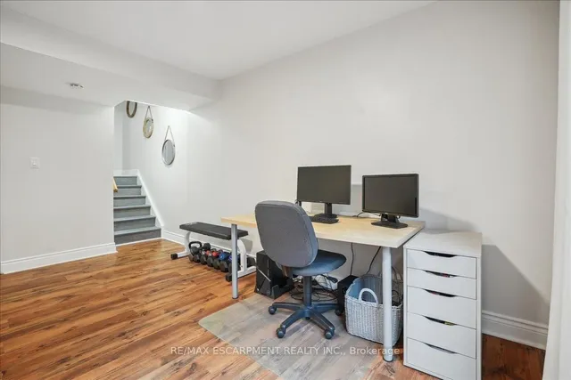 Additional property image - 680 Regency Crt Unit 113