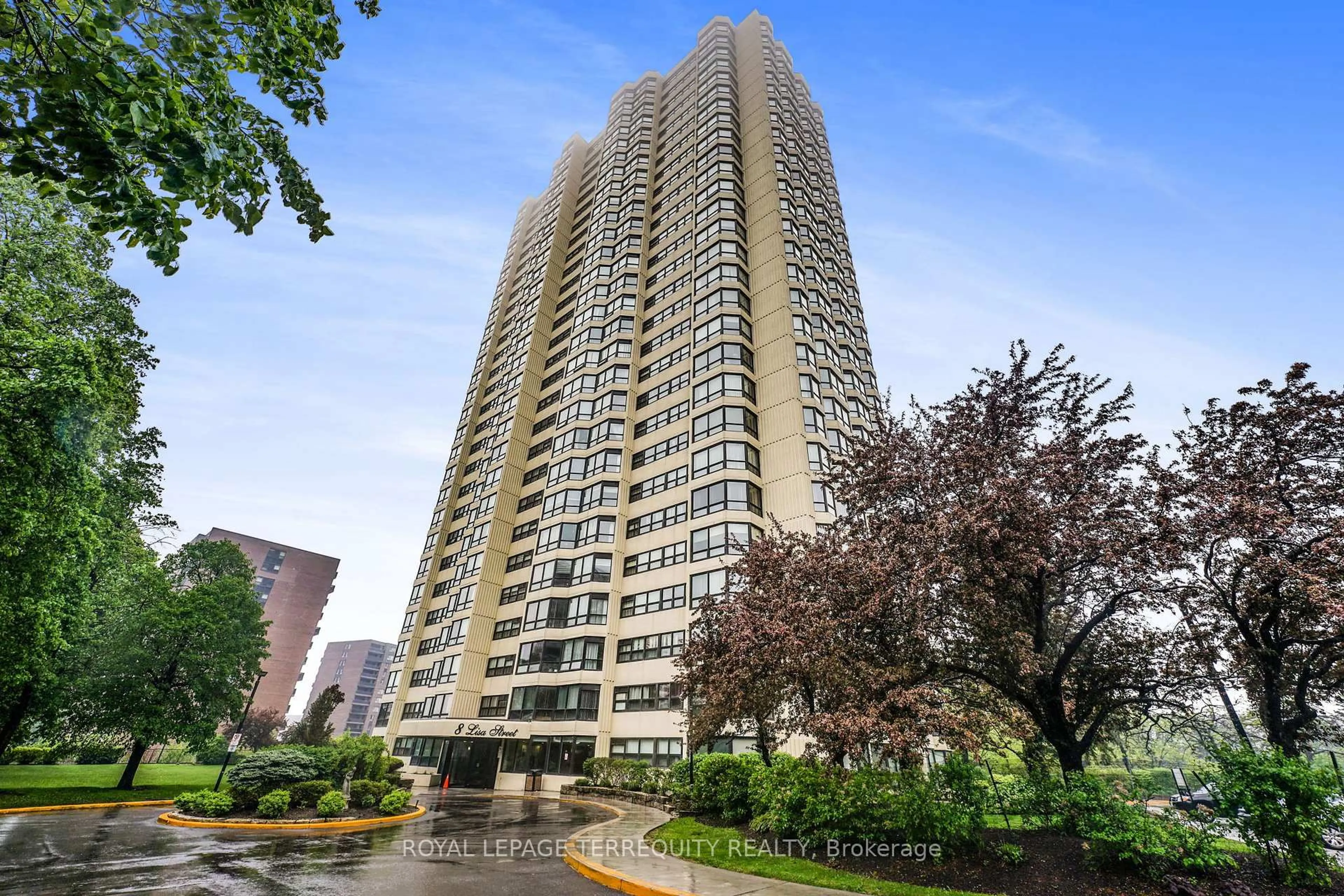 Unknown for 8 Lisa St #1702, Brampton Ontario L6T 4S6