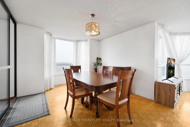 Additional property image - 8 Lisa St Unit 1702