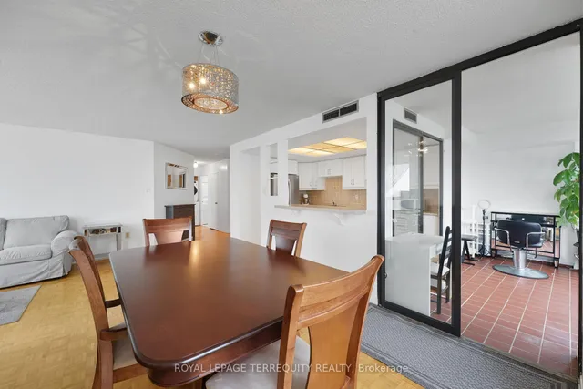 Additional property image - 8 Lisa St Unit 1702