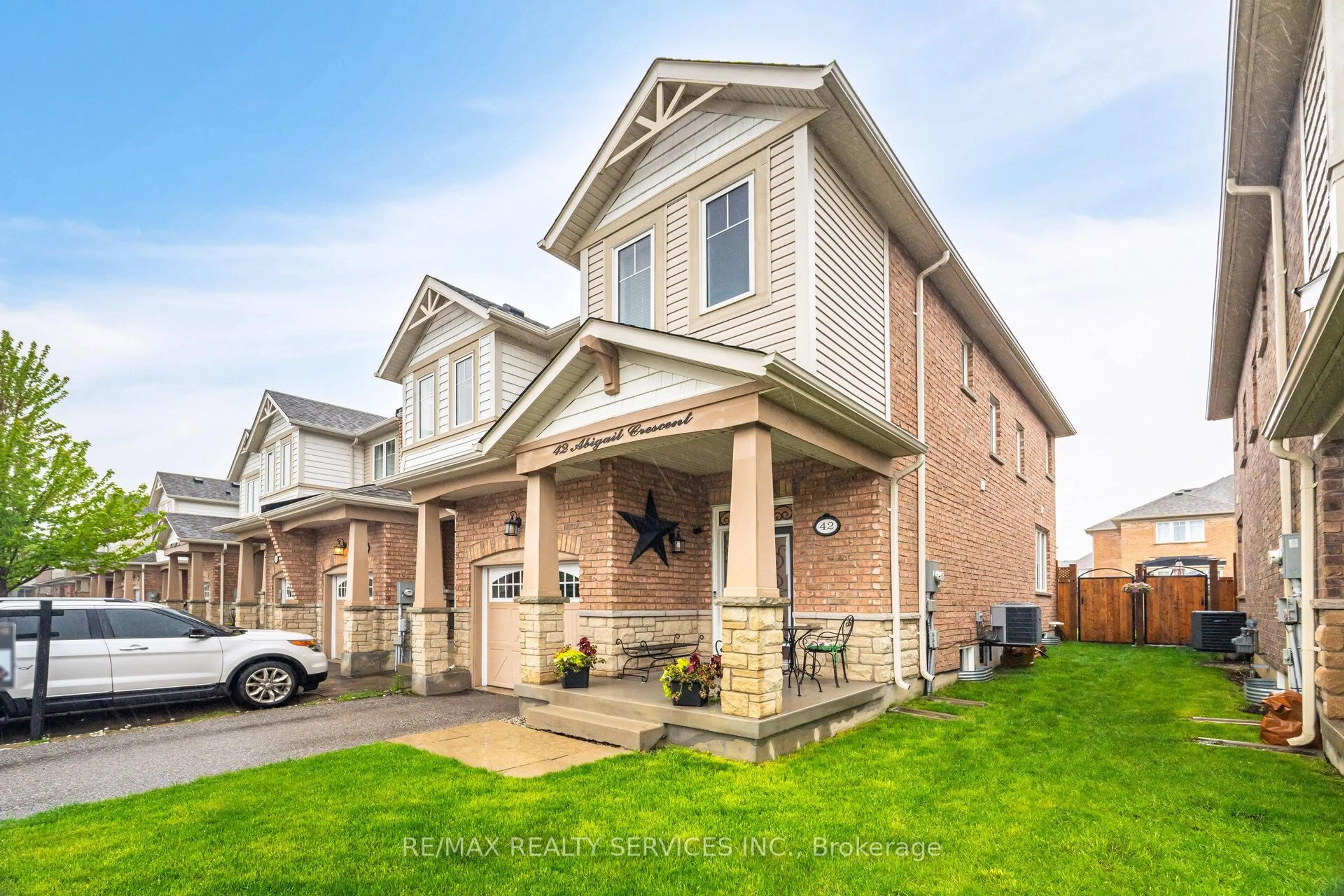 Home with brick exterior material, street for 42 Abigail Cres, Caledon Ontario L7L 2J3