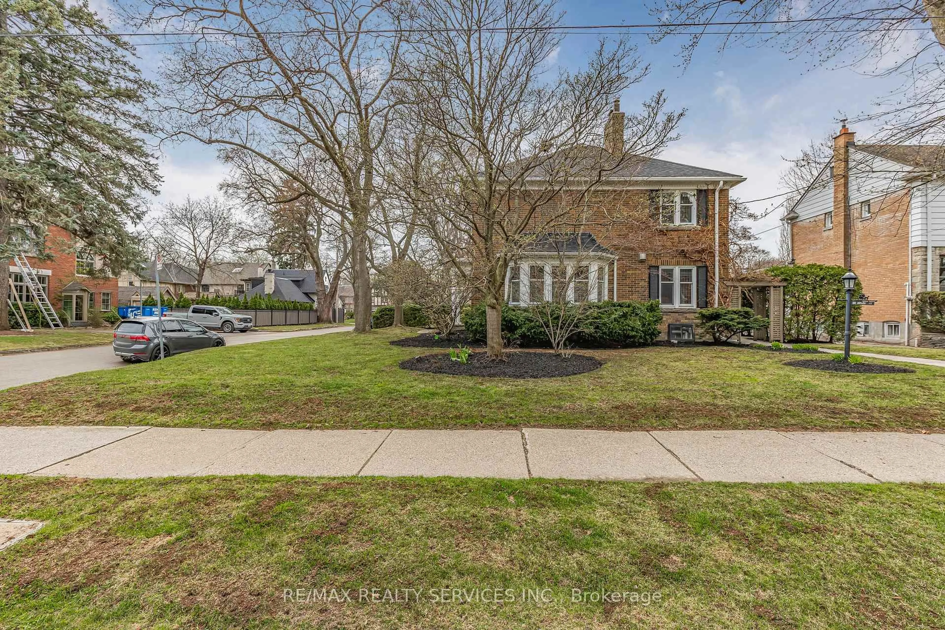 Home with brick exterior material, street for 80 Jackson Ave, Toronto Ontario M8X 2J8