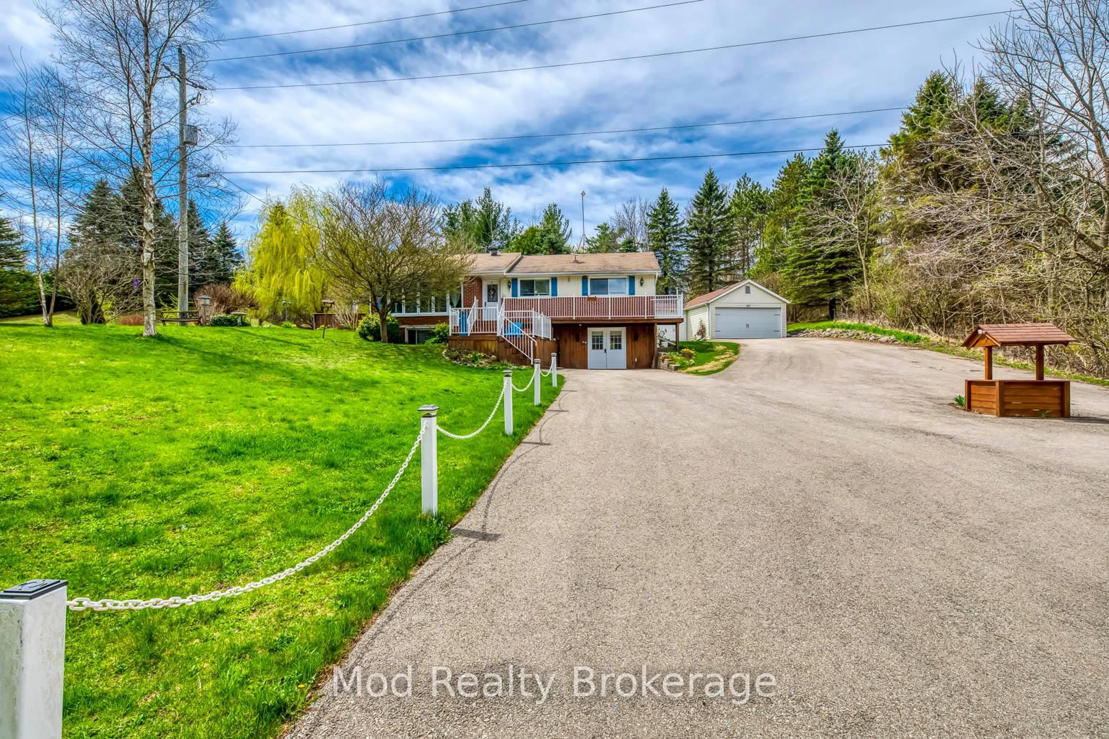 A pic from outside/outdoor area/front of a property/back of a property/a pic from drone, street for 12638 4 Line, Halton Hills Ontario L7J 2M1