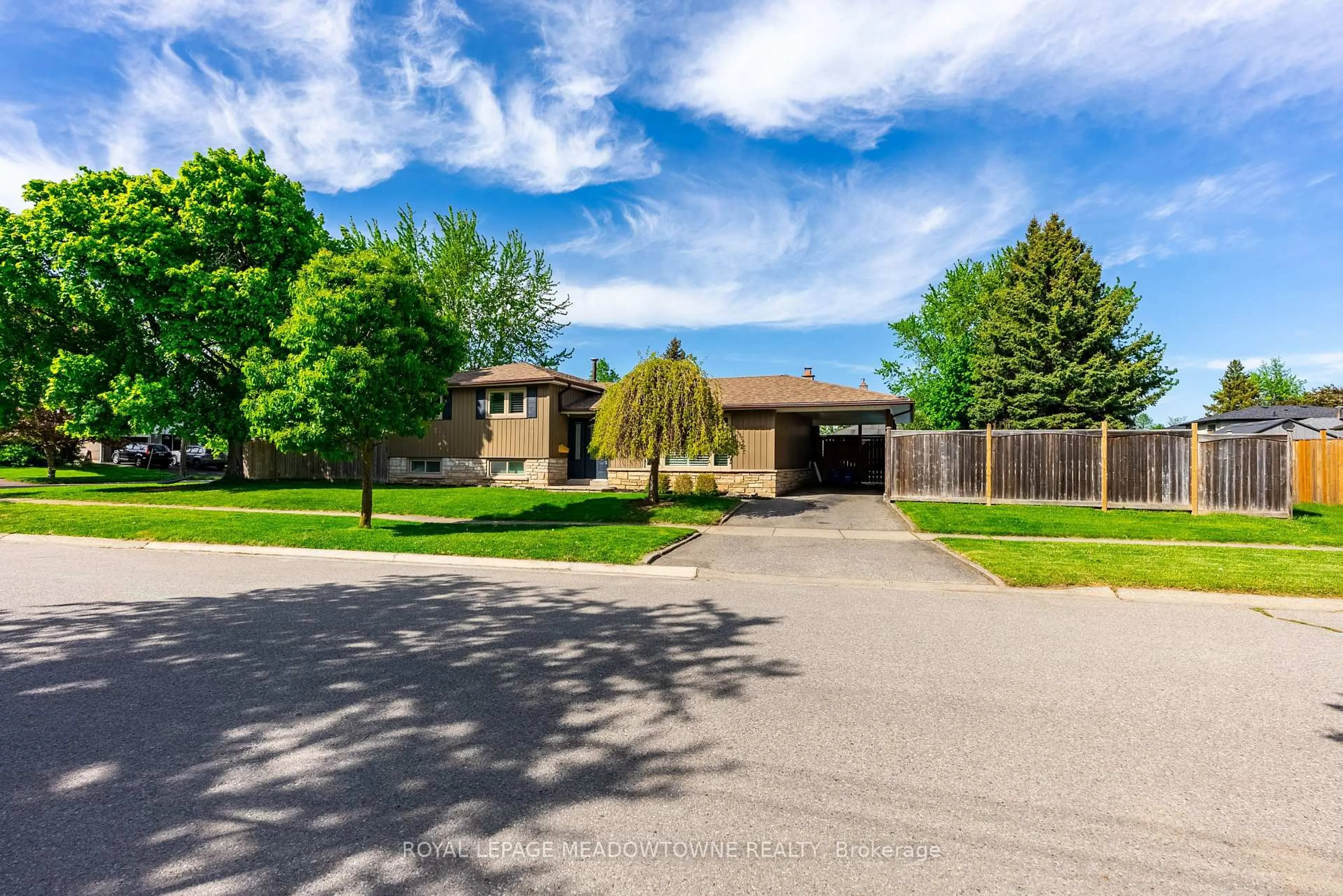 Unknown for 23 Marilyn Cres, Halton Hills Ontario L7G 1K3