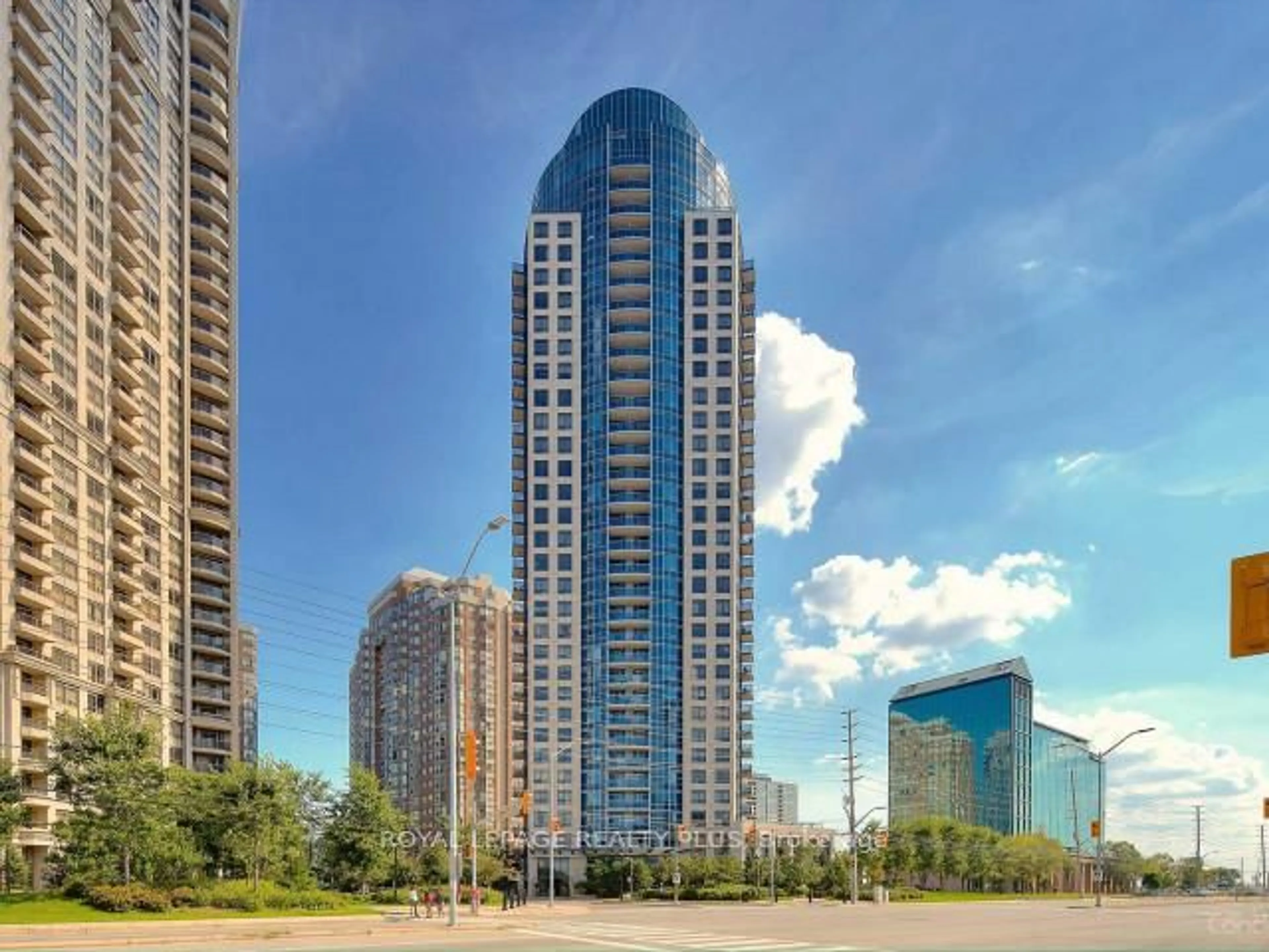 Unknown for 330 Burnhamthorpe Rd #304, Mississauga Ontario L5B 0E1