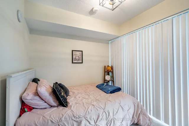 Additional property image - 1119 COOKE Blvd Unit B223