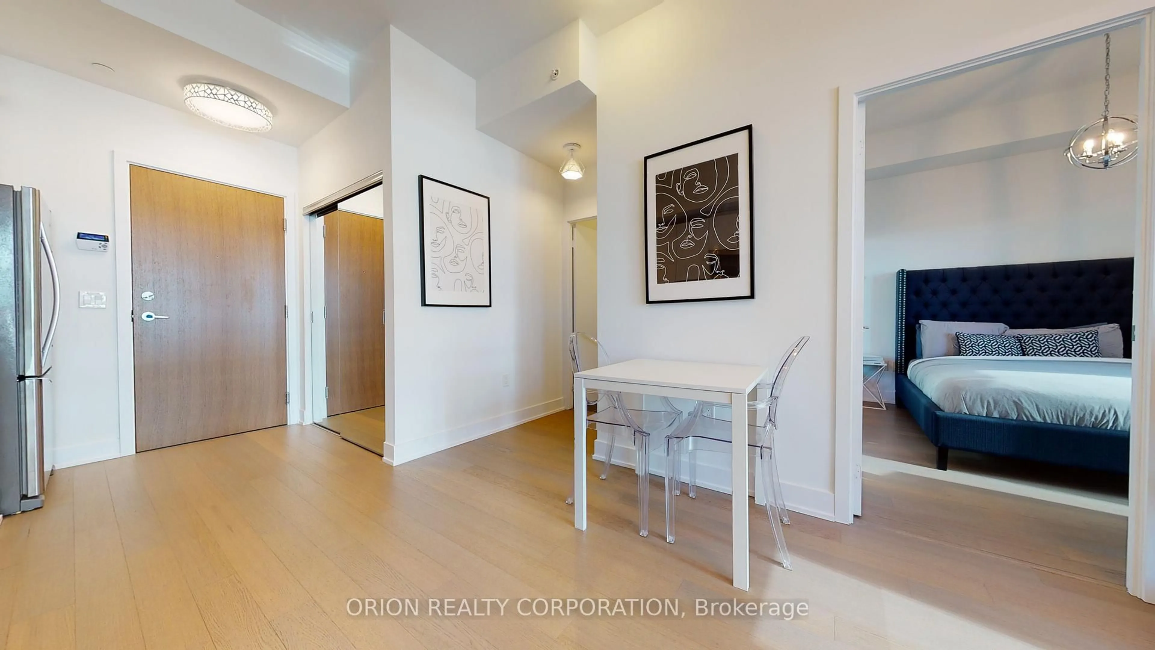 Indoor entryway for 30 Shore Breeze Dr #332, Toronto Ontario M8V 0J1