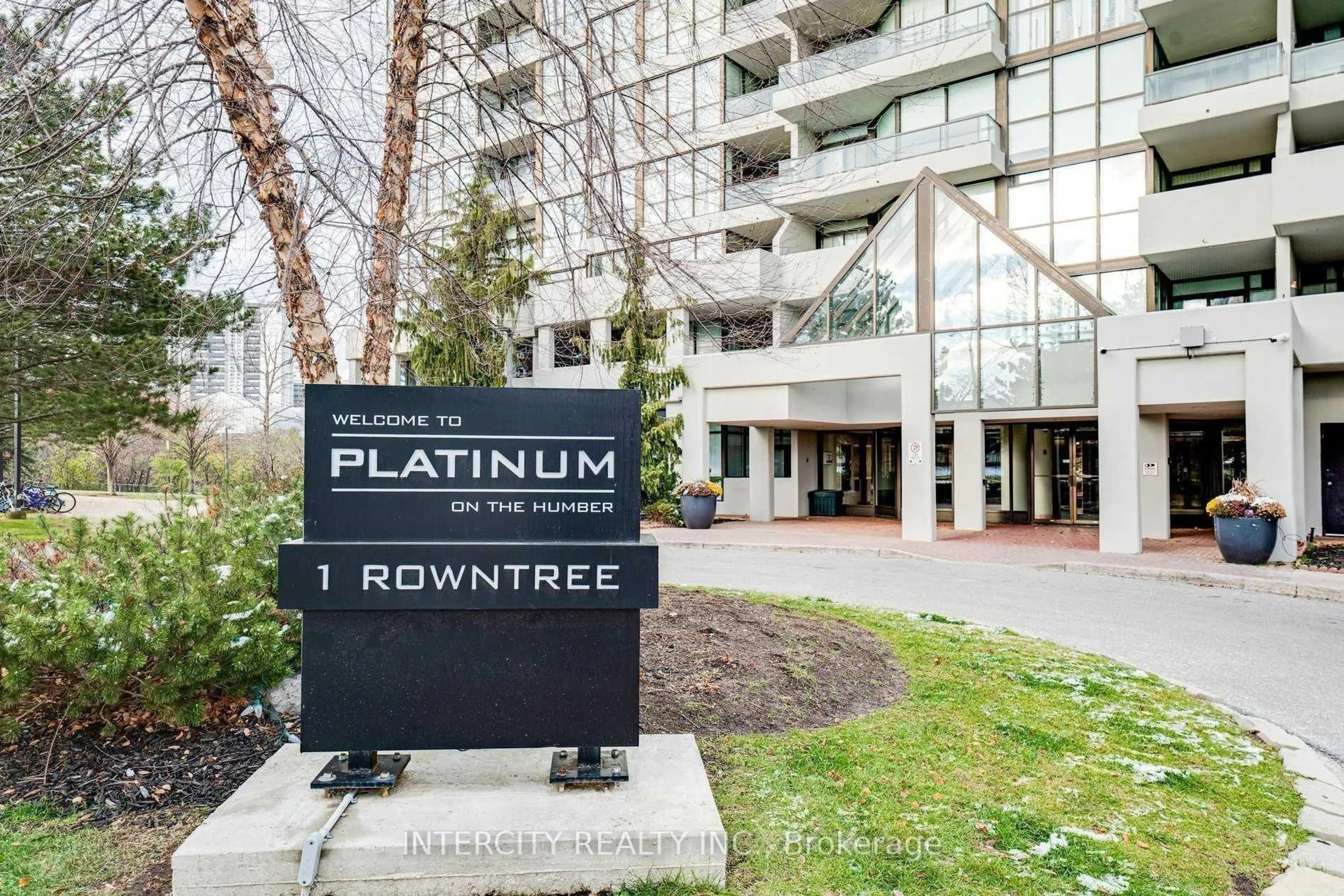 Unknown for 1 Rowntree Rd #410, Toronto Ontario M9V 5G7