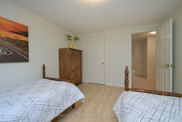 Additional image 14 of 22 Horton Cres