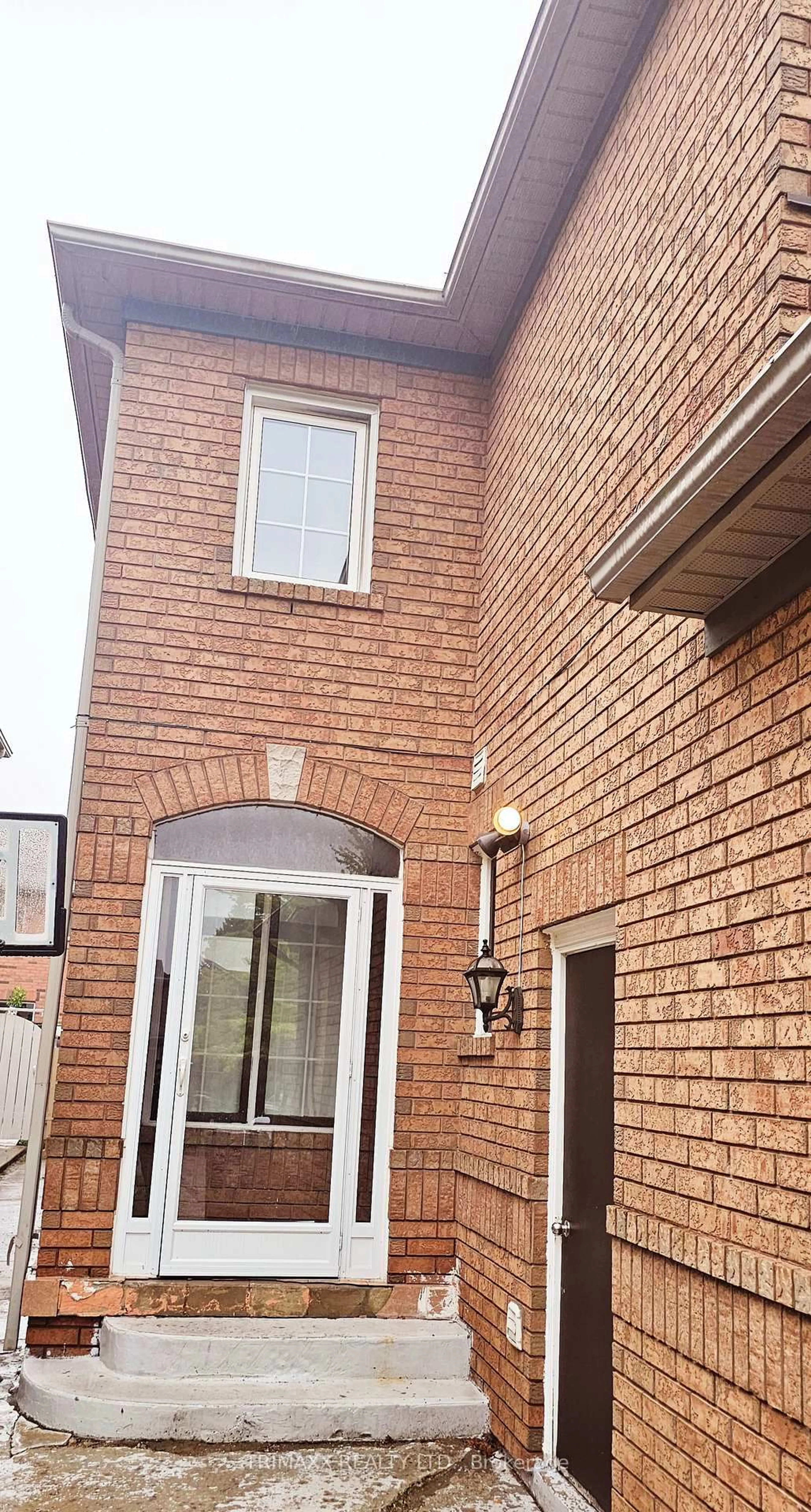Home with brick exterior material, street for 19 Clover Bloom Rd, Brampton Ontario L6R 1R8