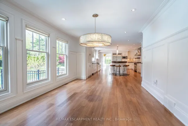 Additional property image - 3045 Lakeshore Rd