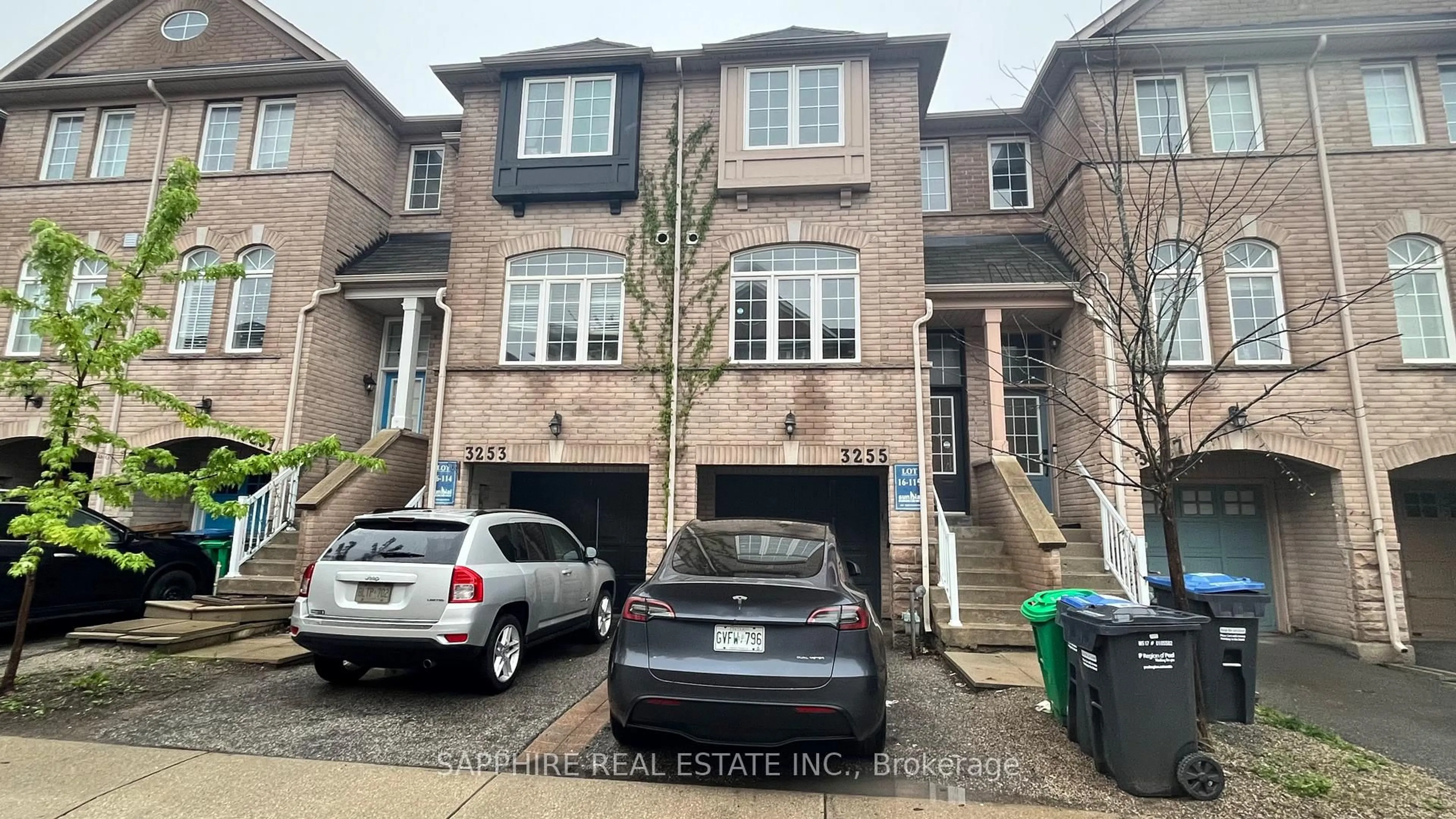 Unknown for 3255 Redpath Circ, Mississauga Ontario L5N 8R3