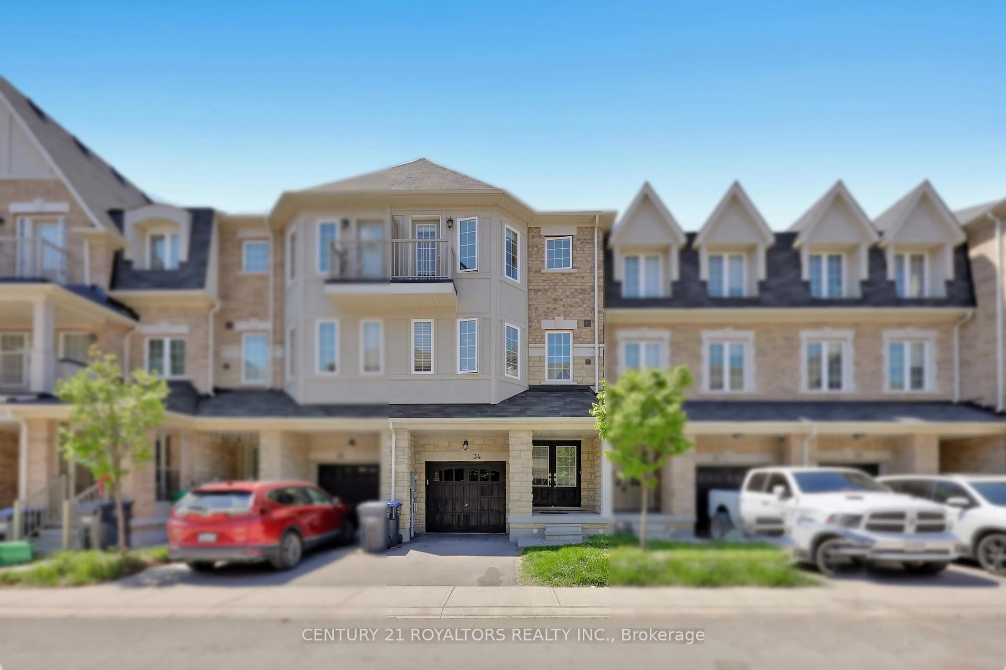 A pic from outside/outdoor area/front of a property/back of a property/a pic from drone, street for 34 Miami Grve, Brampton Ontario L6Z 0H7