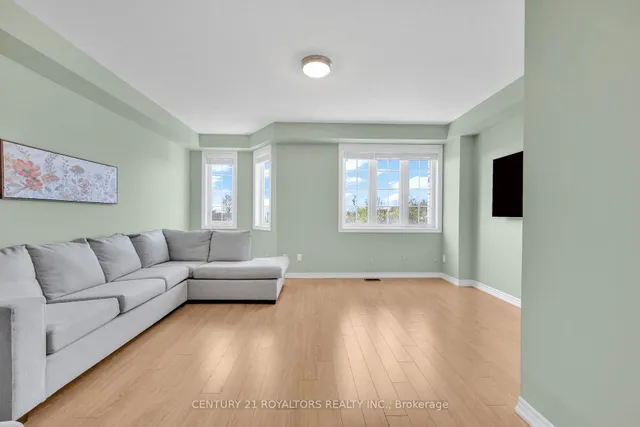 Additional property image - 34 Miami Grve