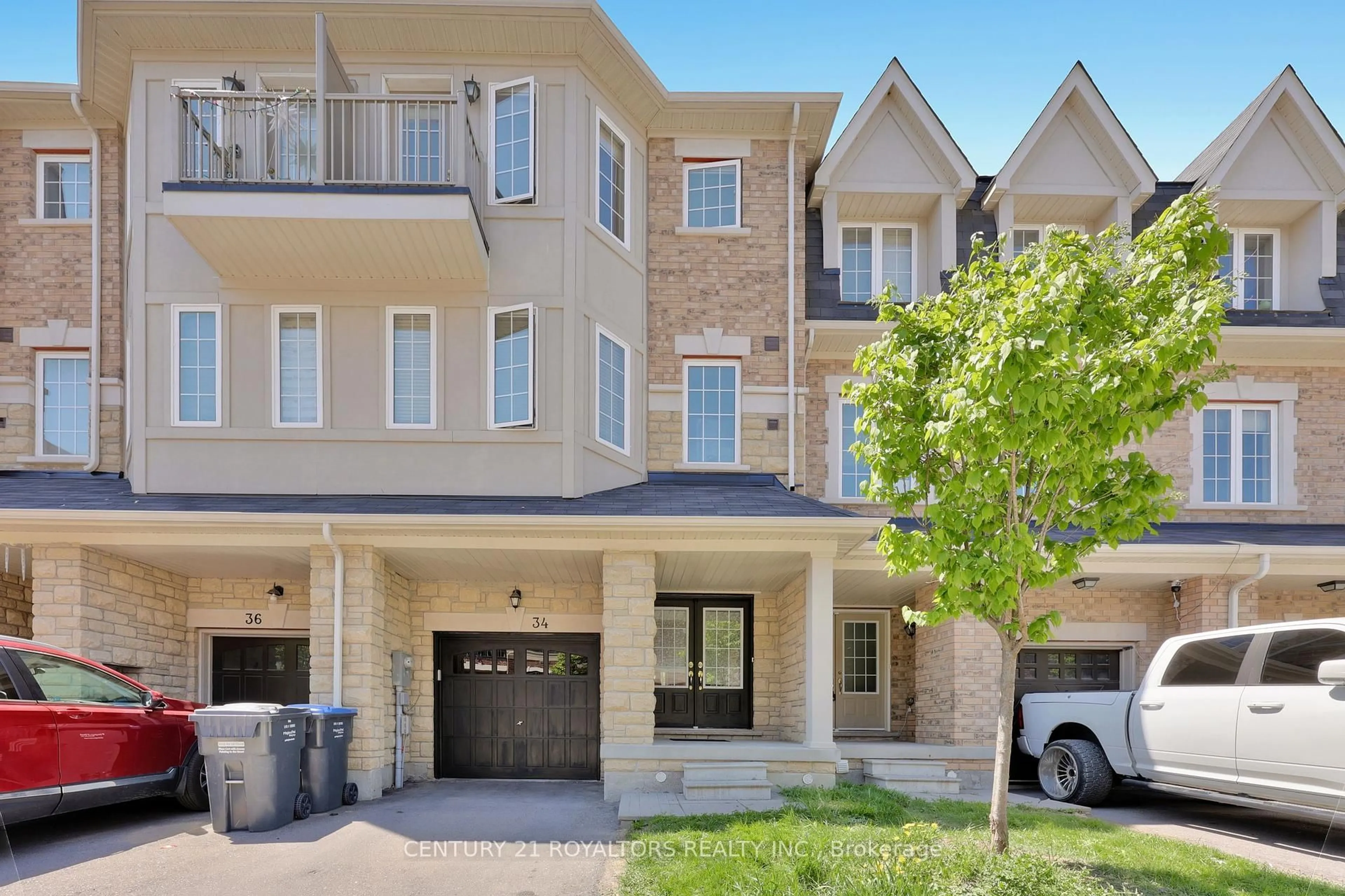 Home with brick exterior material, street for 34 Miami Grve, Brampton Ontario L6Z 0H7