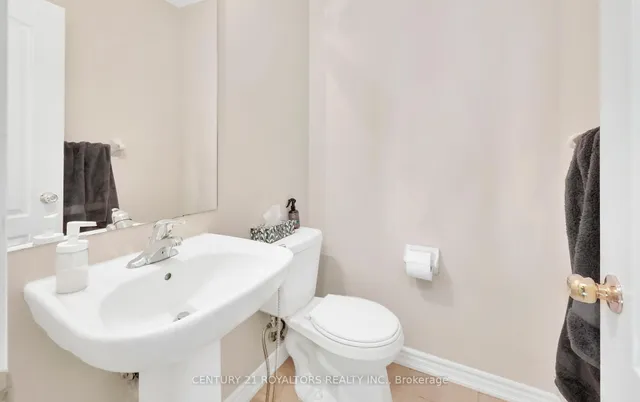 Additional property image - 34 Miami Grve
