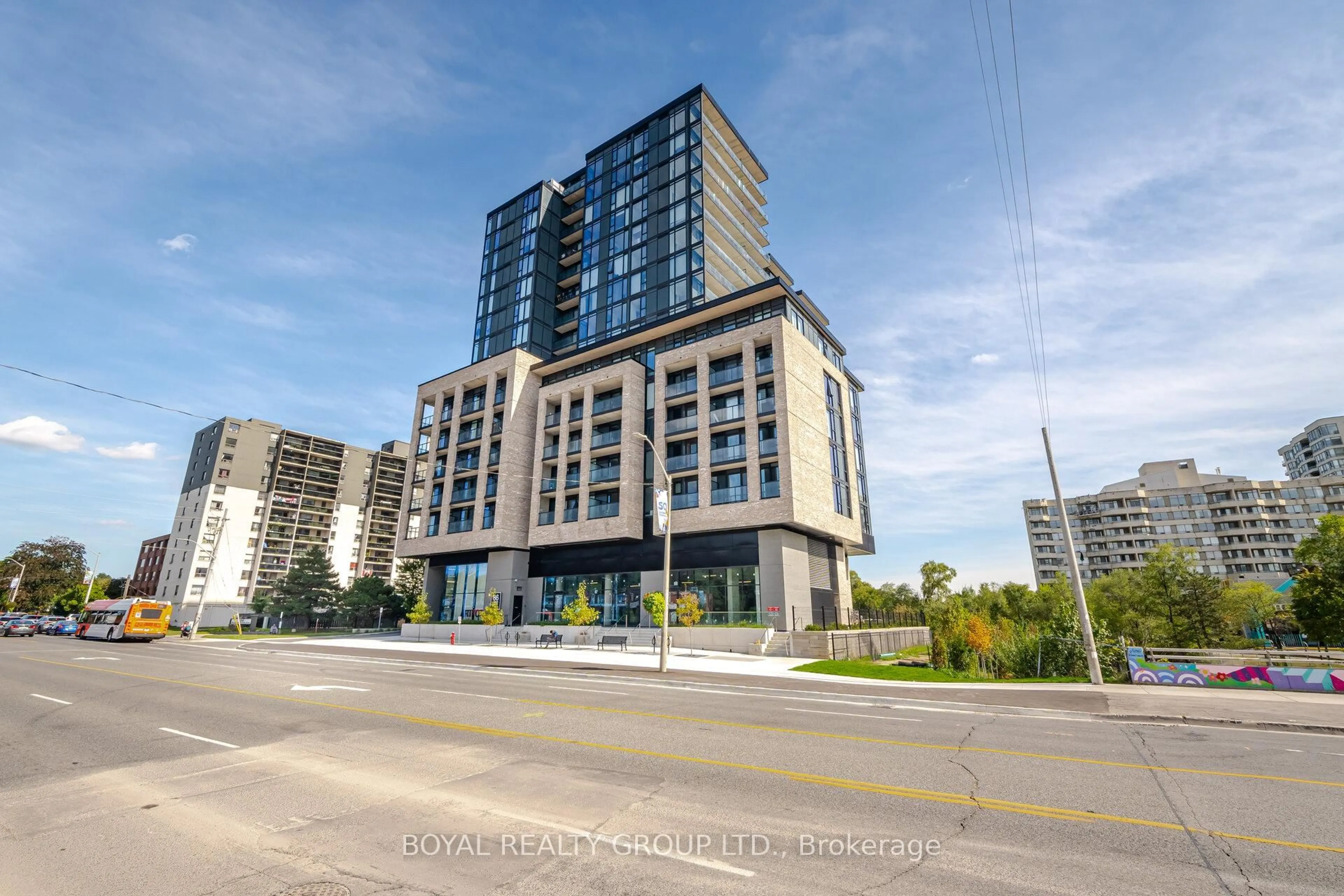 Unknown for 86 Dundas St #318, Mississauga Ontario L5A 0B1