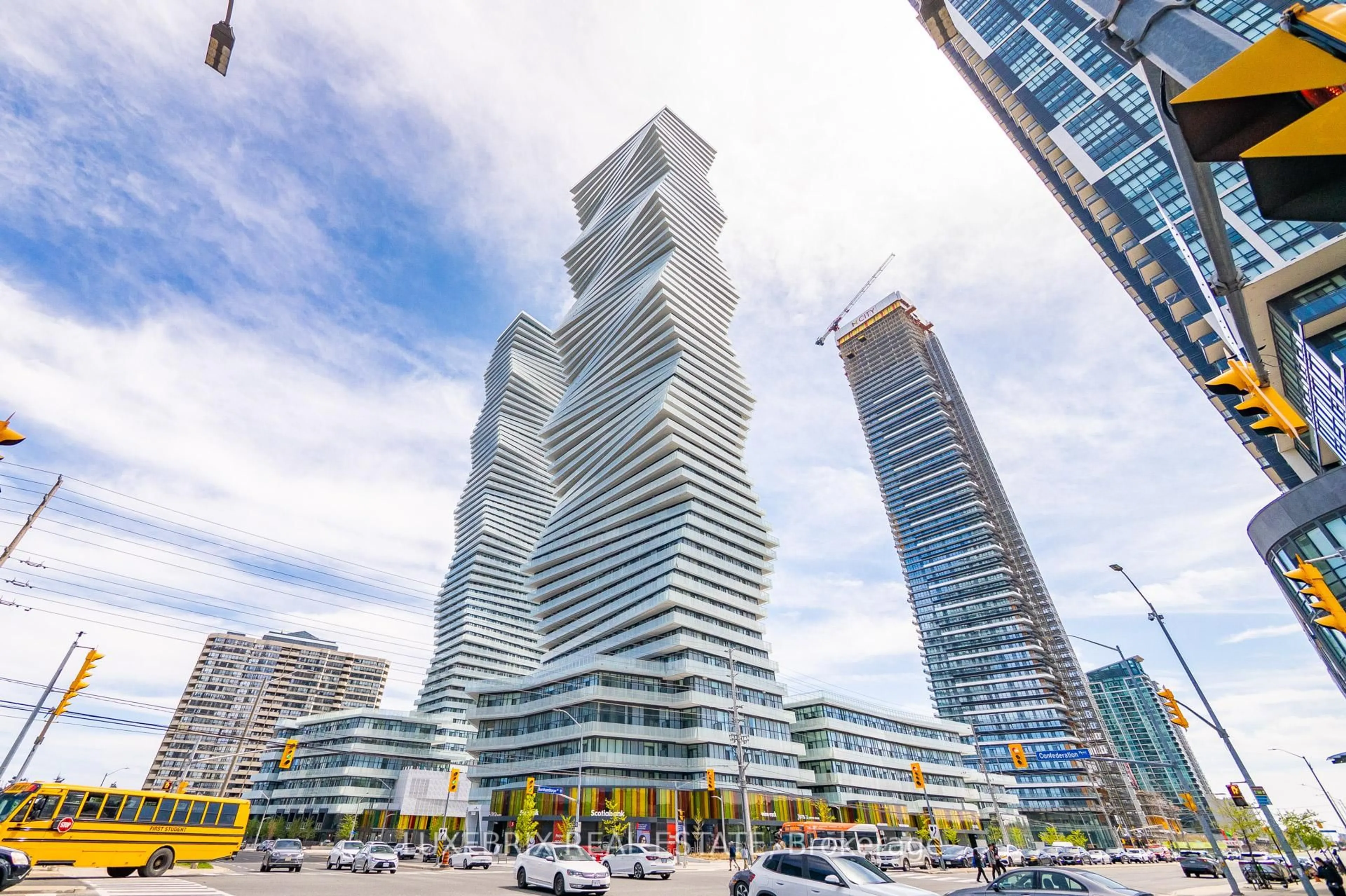 Unknown for 3900 Confederation Pkwy #2112, Mississauga Ontario L5B 0M3