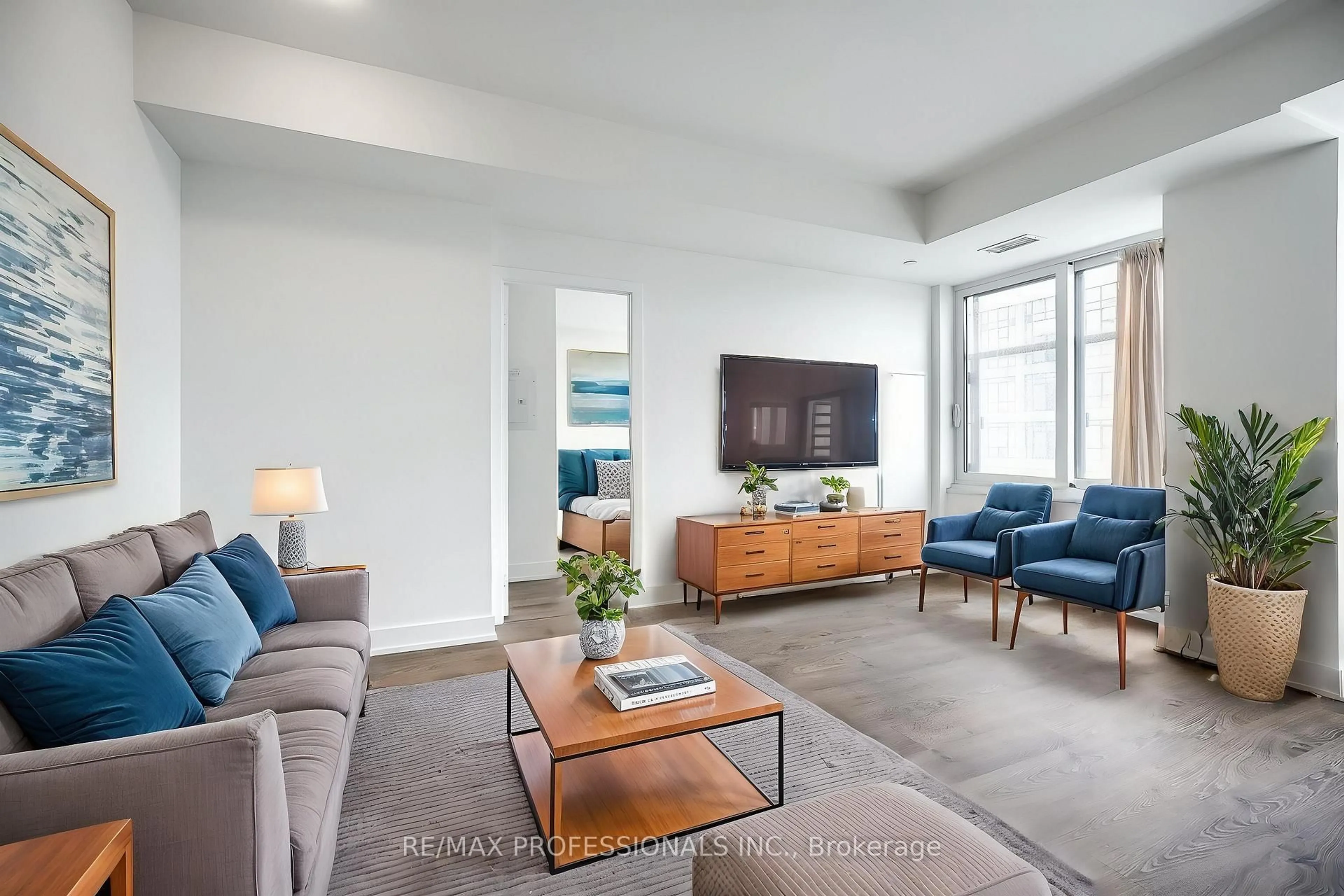 Living room with furniture, unknown for 5 Mabelle Ave #4332, Toronto Ontario M9A 0C8