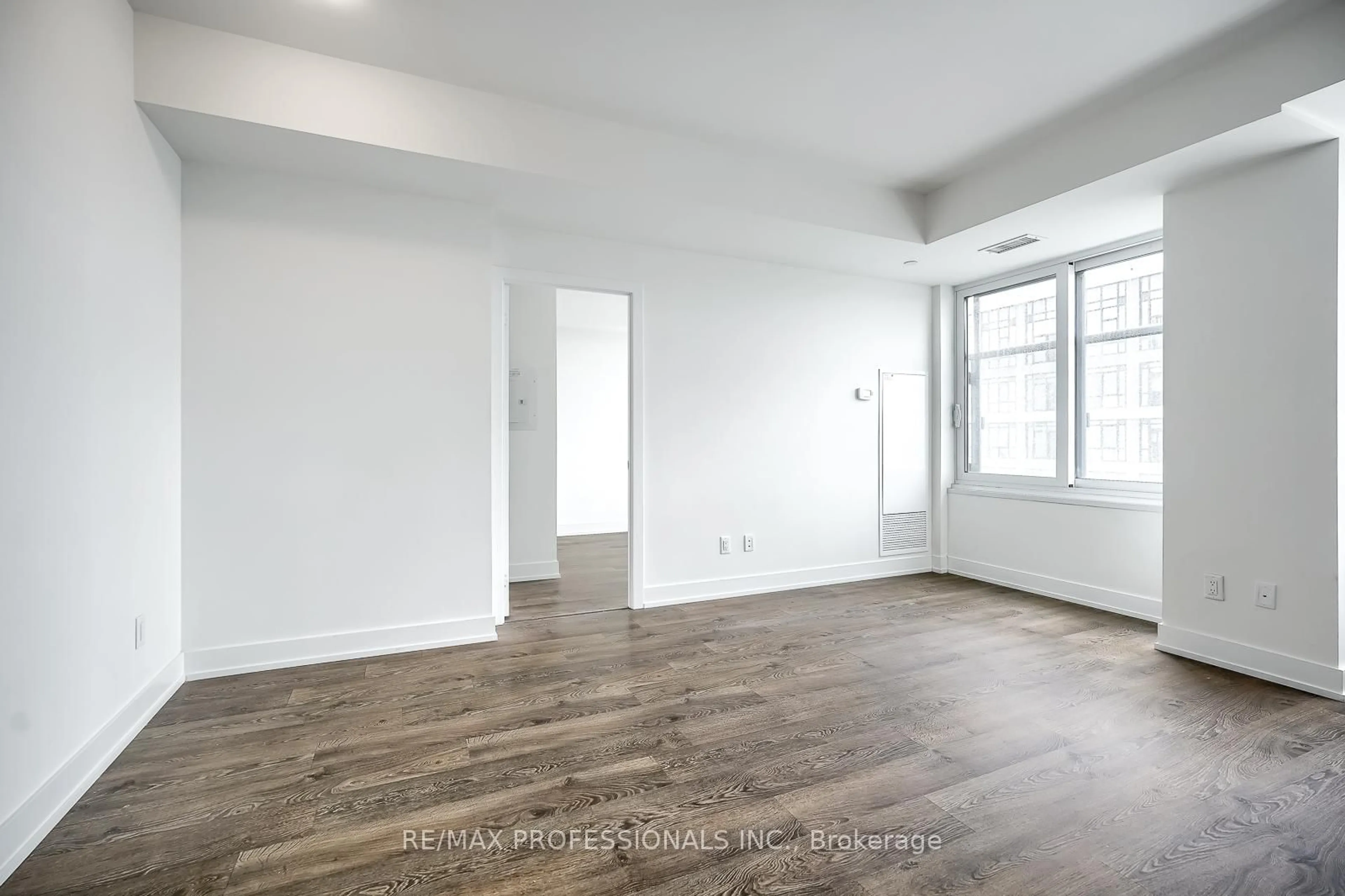 A pic of a room for 5 Mabelle Ave #4332, Toronto Ontario M9A 0C8