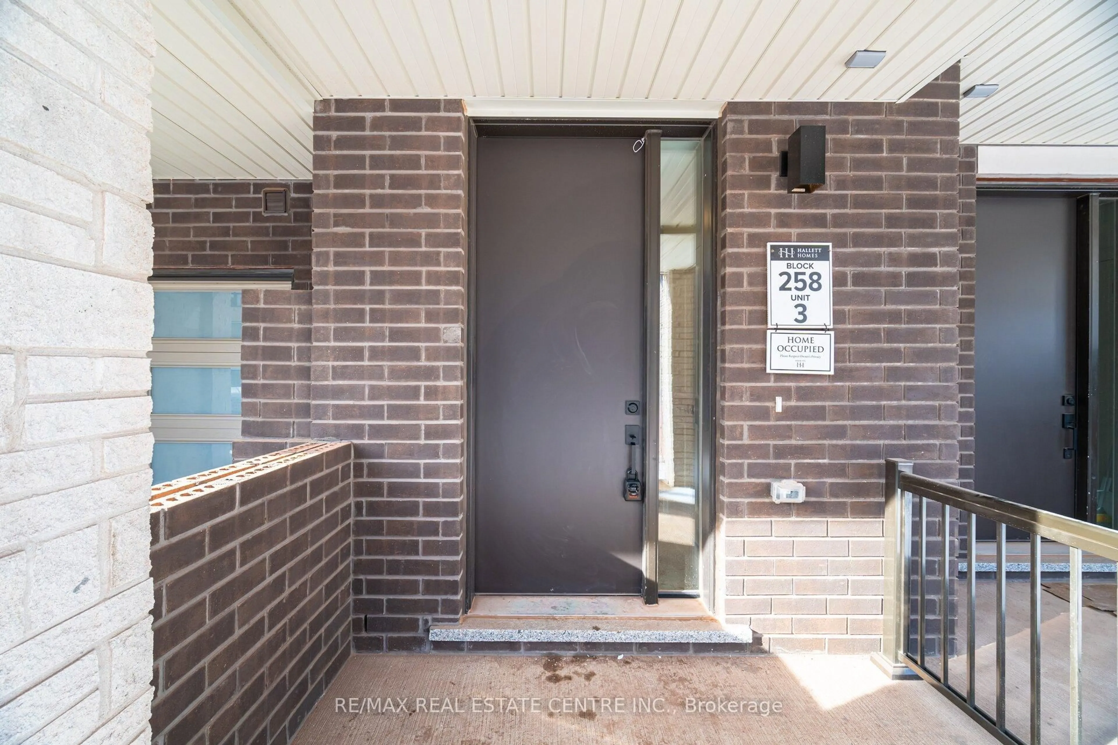 Home with brick exterior material, street for 1307 Anthonia Tr, Oakville Ontario L6H 7Z2