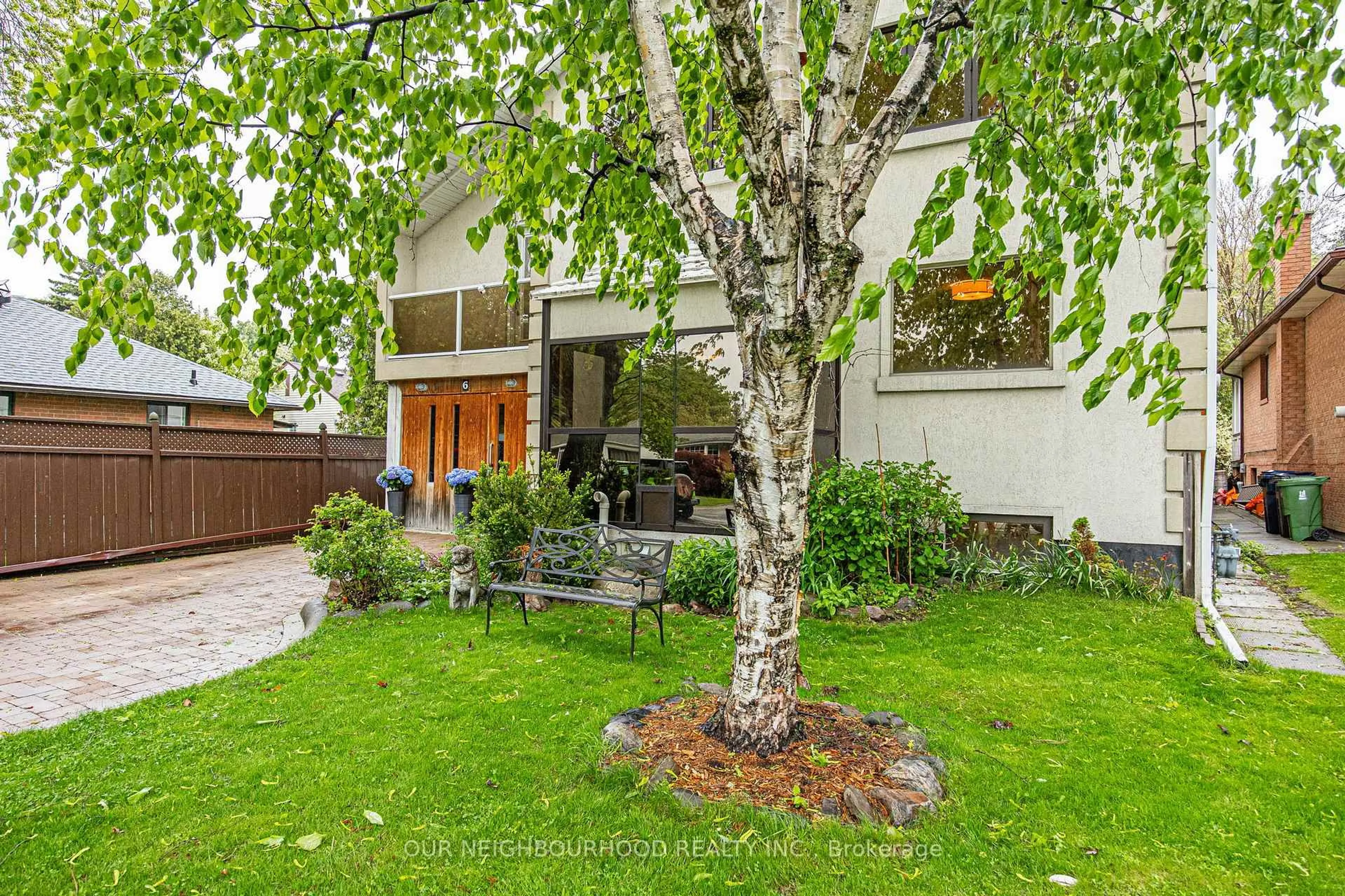 Patio, street for 6 Enfield Ave, Toronto Ontario M8W 1T7