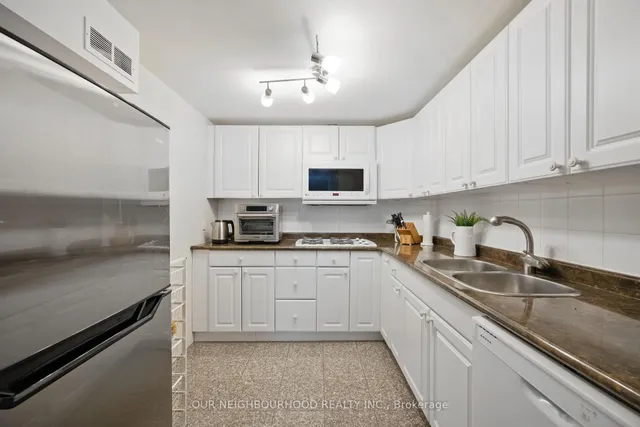 Additional property image - 6 Enfield Ave