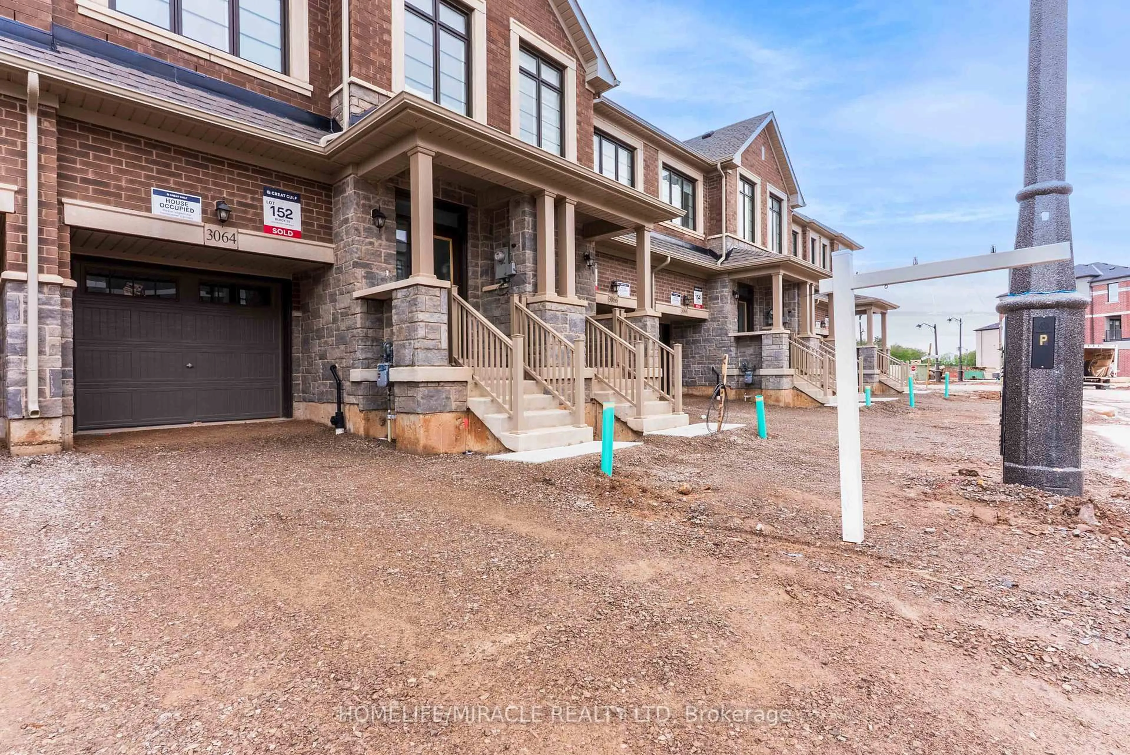 Home with brick exterior material, unknown for 3064 Robert Lamb Blvd, Oakville Ontario L6H 7H5
